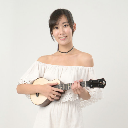 彩虹人尤克里里月亮云杉UT200