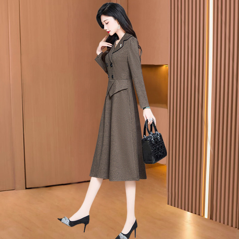 韩国洋气时尚高端长袖连衣裙女2025春秋新款修身显瘦假两件长裙--