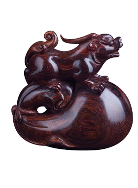 海南黄花梨老油梨兽头盾牌吊坠