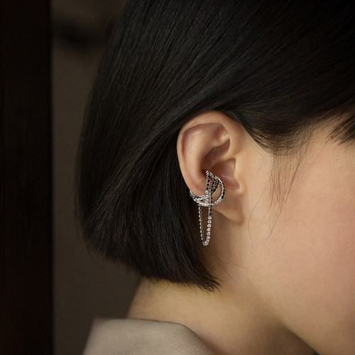 pn设计师耳骨夹冷淡高级感轻