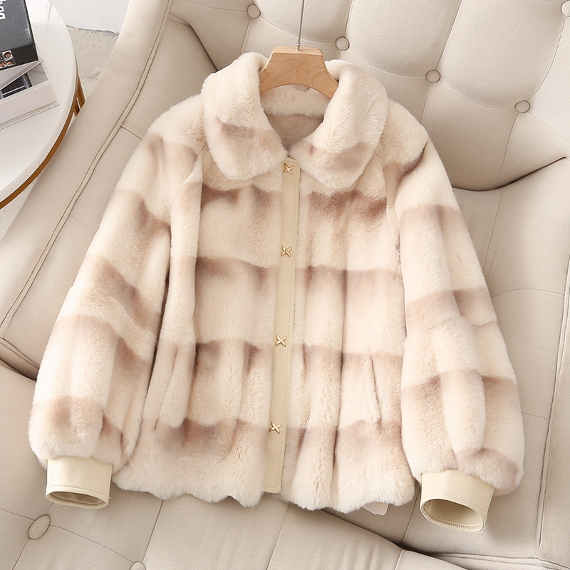 初澜小个子外套短款皮毛一体大衣