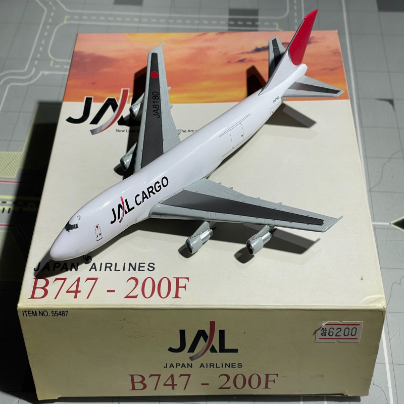 DragonWings1:400 日本航空公司货运 B747-200F JA8180 红西瓜