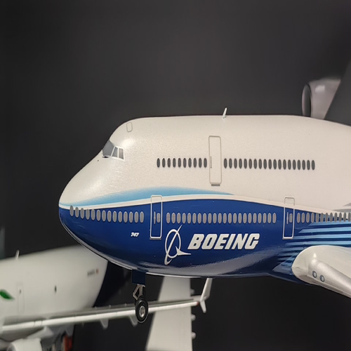 Hogan1/200 波音747?8飞机模型 波音官方授权 梦想涂装 无暇 起