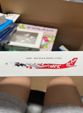 绝版-亚洲航空A330 UFC特别涂装本人亲自在飞机上购入，珍藏多年
