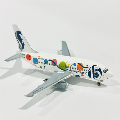 Aviacsa Boeing 737-200  XA-NAK 实物如图，发货后不退不换