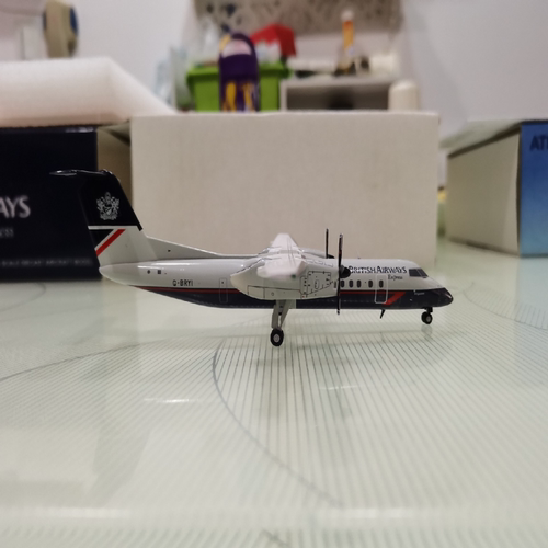 JC200  英国航空DASH-8-300一切以照片确认为准，注册号G-BRYI完