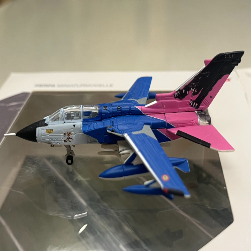 herpa 1:200  狂风黑豹无暇，包装盒完好，配件齐全拍前商定清楚