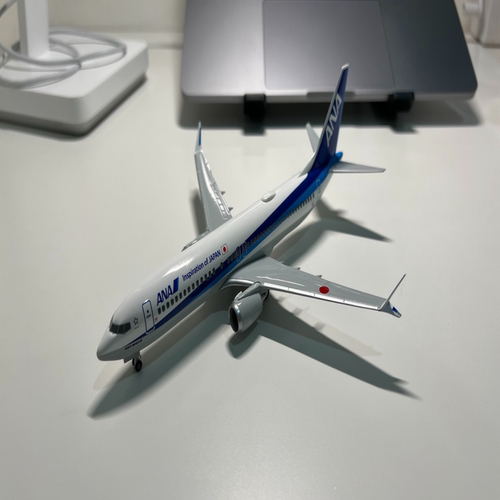Hogan 日本ANA  B737 Max 8 1:200拼装模型白盒，带起落架和支架
