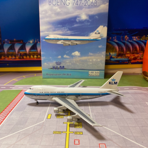 Phoenix 1:400# 飞机模型  荷兰航空Boeing B747-200  PH-BUG