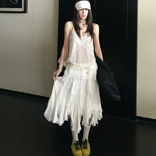 Skk Store 小步舞曲重工微透蕾丝打底吊带半身裙中长款纱裙套装女