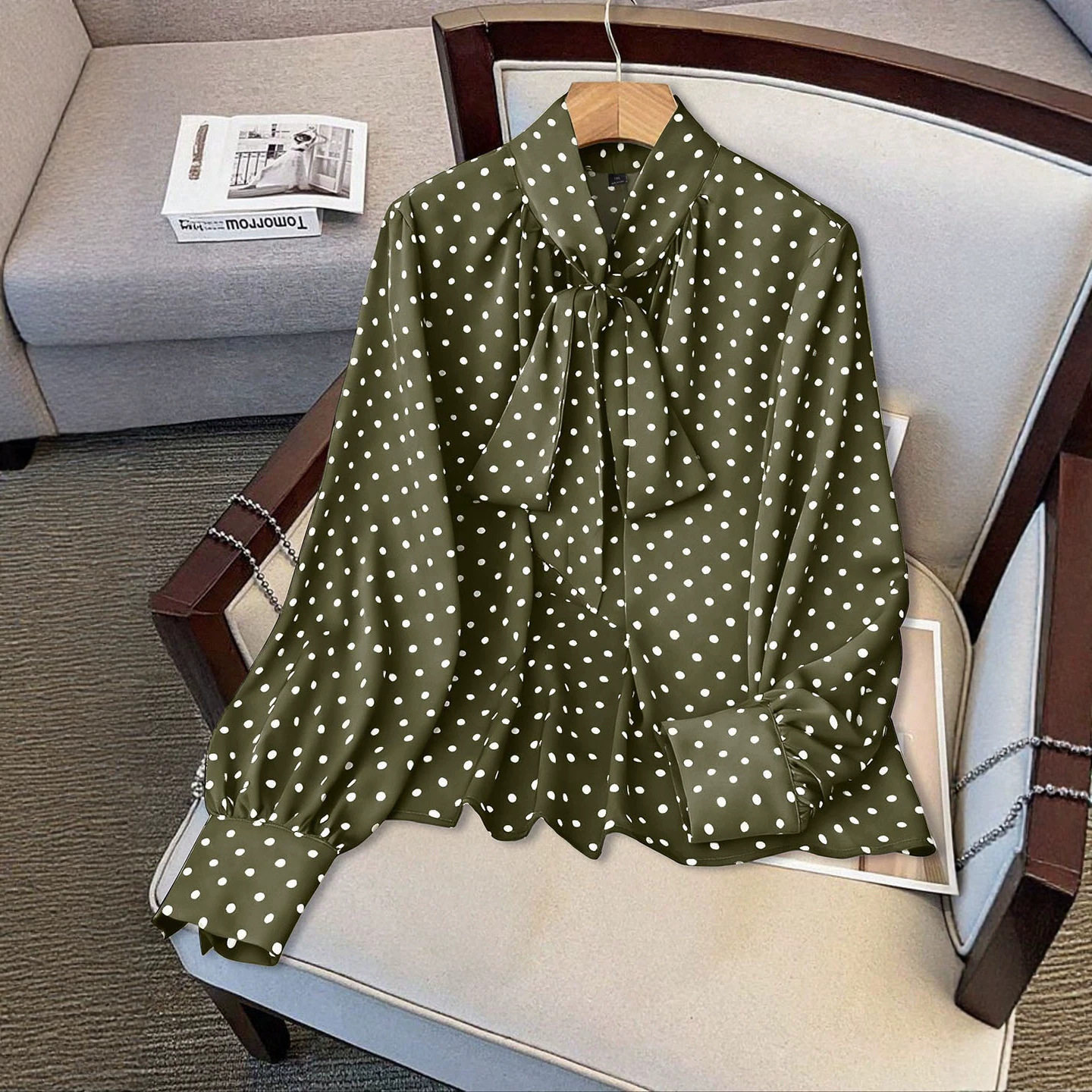 Plus ladies shirt bow collar bubble sleeves chiffon lining