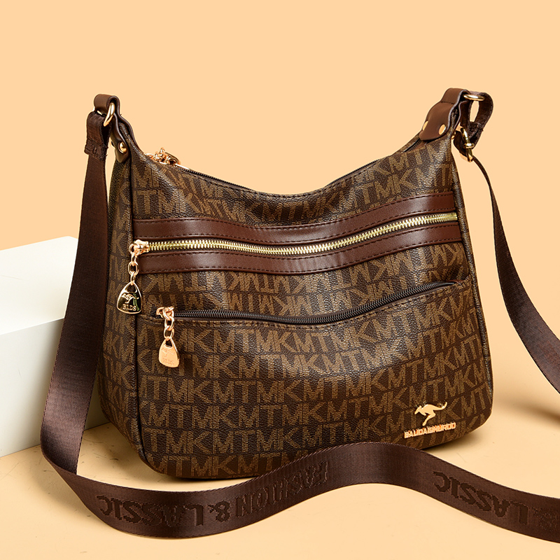 正品真皮女包2023新款软皮多层百搭单肩斜挎包大容量中老年妈妈包