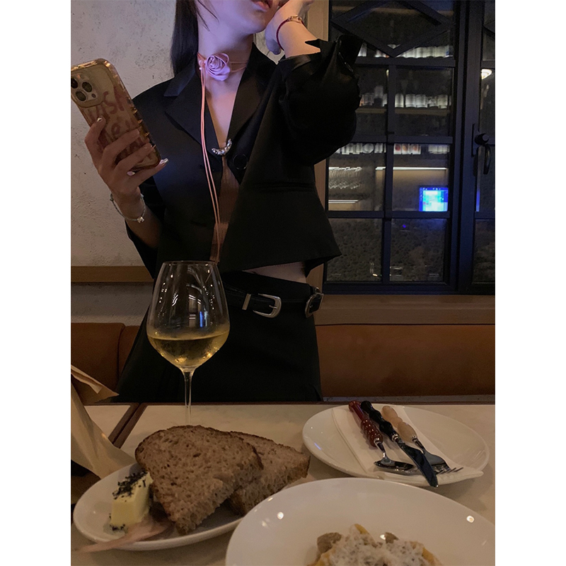 areUshop缎面西装套装