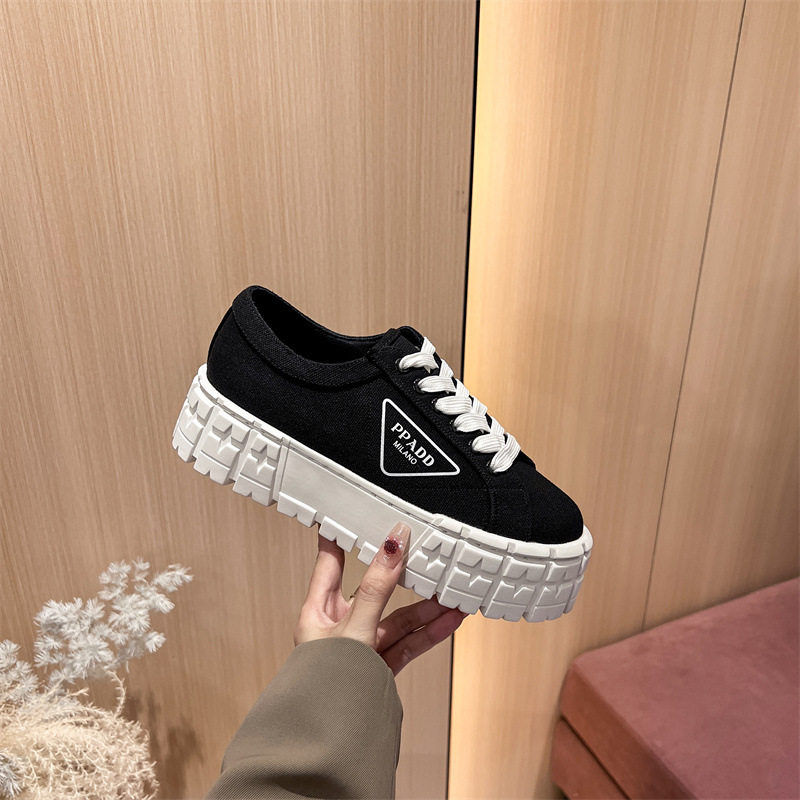 四季青广州十三行即墨外贸2025年新款P家帆布女鞋厚底百搭增高小,女鞋,帆布鞋,淘宝优惠券,粉丝福利购,淘宝优惠卷