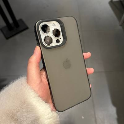 iPhone15软硅胶磨砂肤感