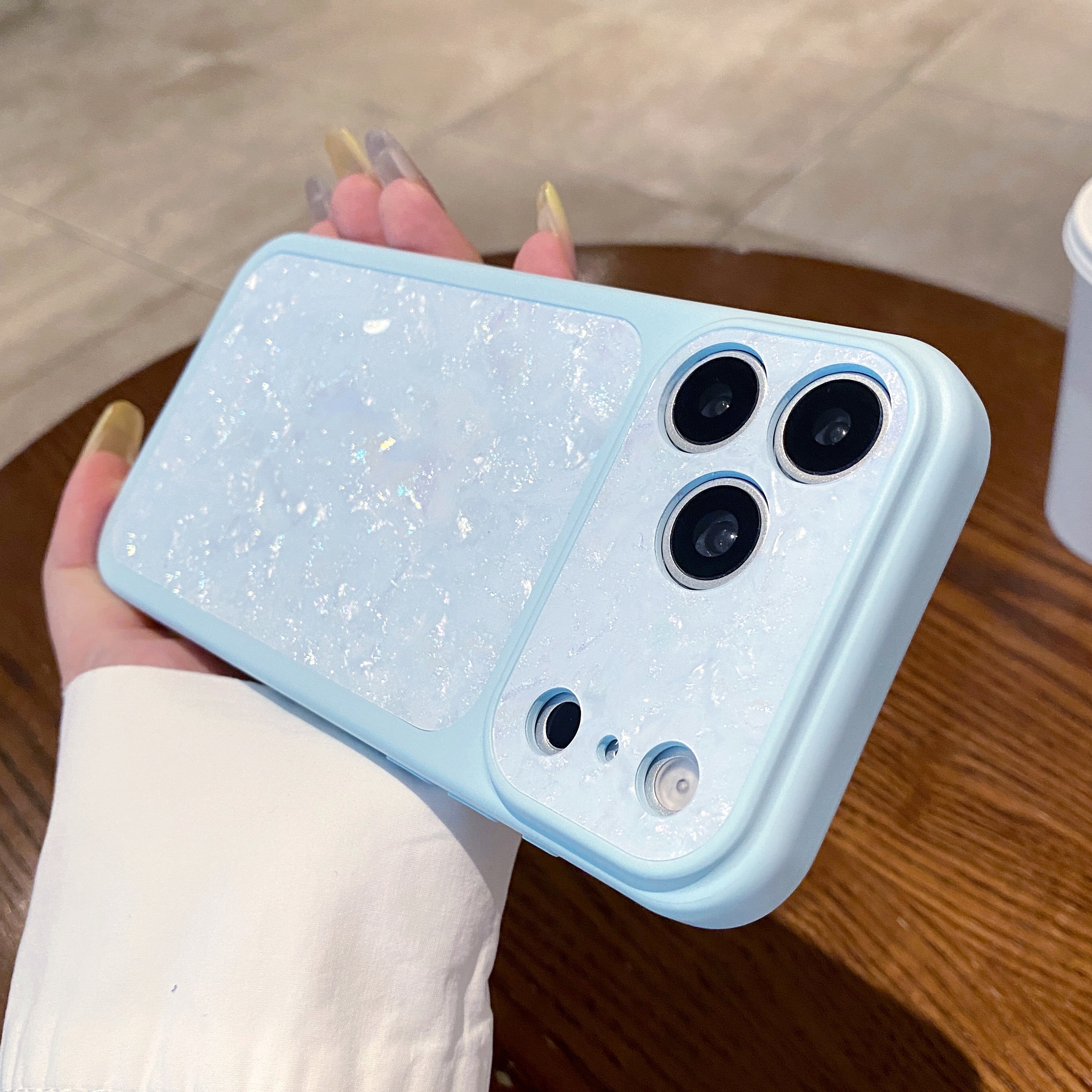 ins风贝壳纹闪粉iPhone17壳