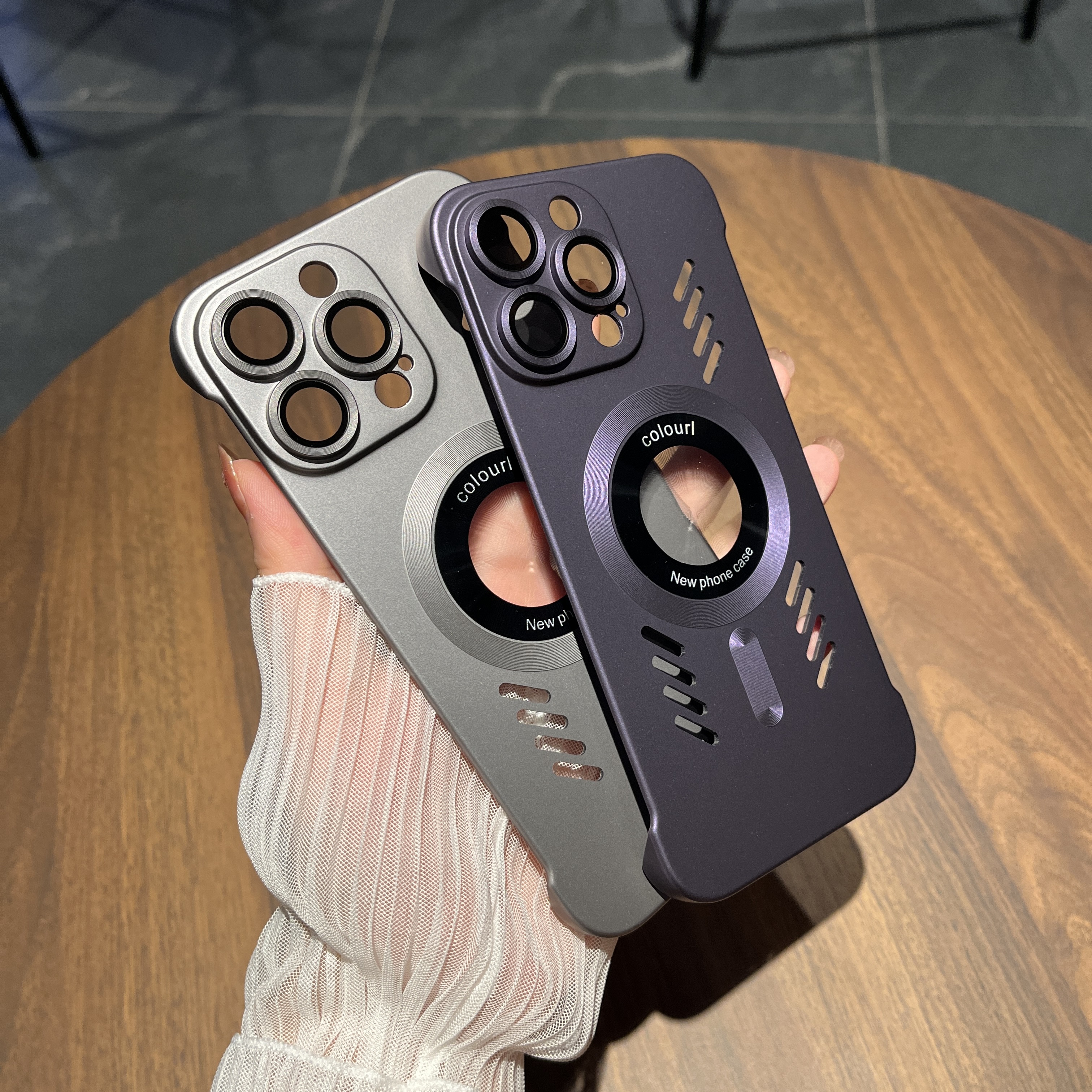 镂空散热适用苹果15promax手机壳新款iPhone14pro裸机手感13磨砂超薄无边框12p磁吸漏标ip11半包透气plus硬壳
