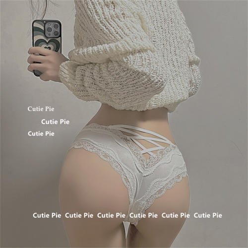 cutie：交叉蜜桃臀 法式性感蕾丝边低腰绑带镂空纯欲少女内裤