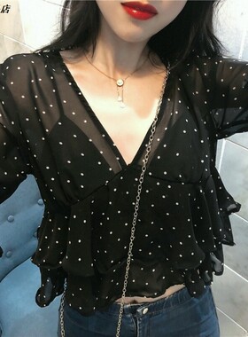 荷叶边宽松好质量韩风微透甜美女上衣波点雪纺衫喇叭袖春V领Chic