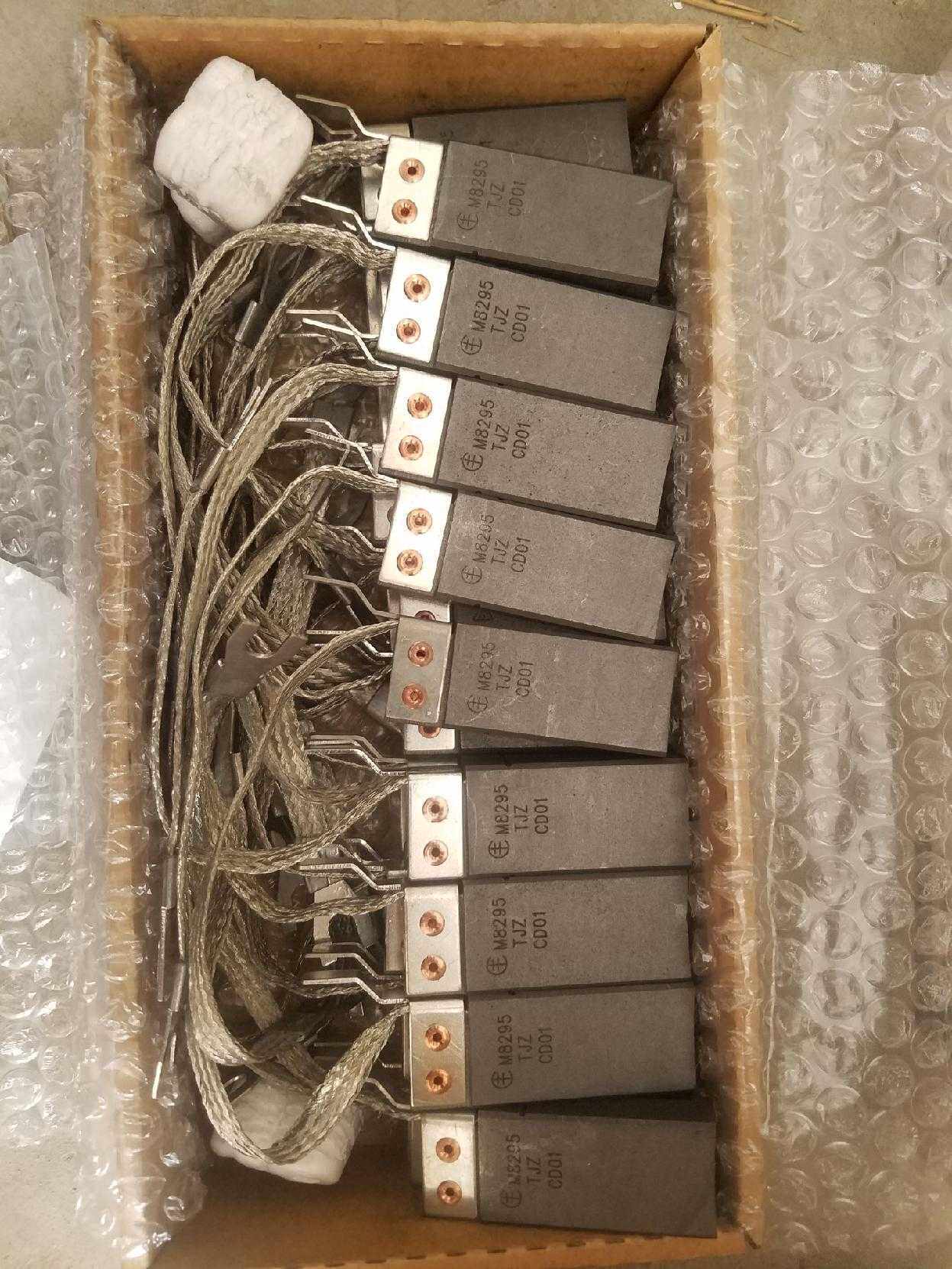 m8295 cd01 美尔森接地碳刷 12.5x25x64现议价,议价