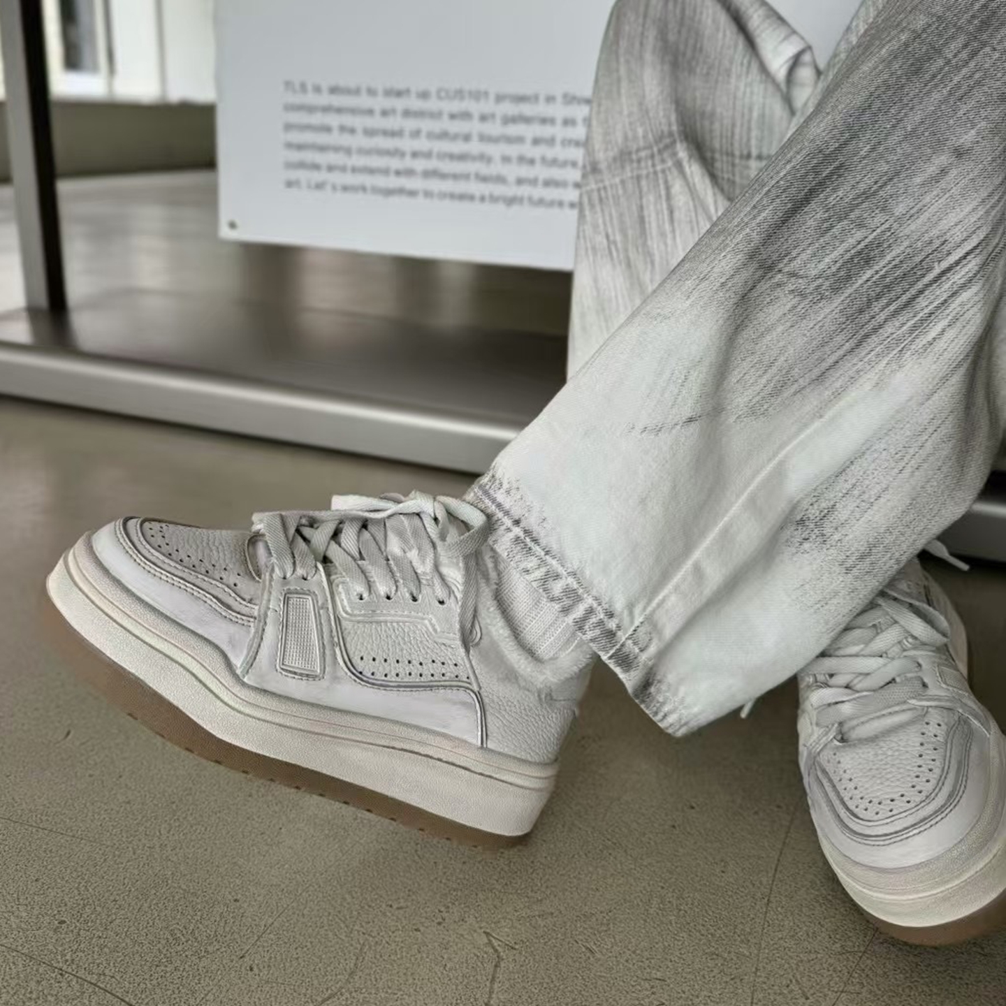 擦旧牛皮圆头系带绒里厚底休闲鞋