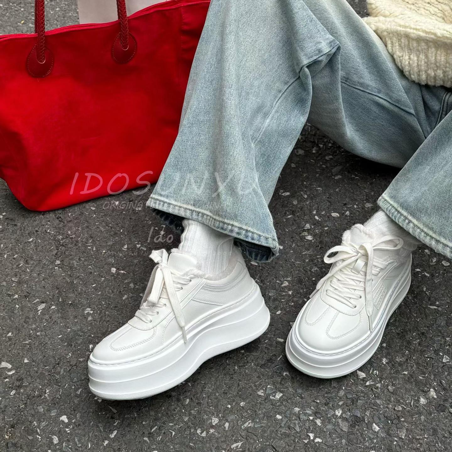 牛皮圆头系带绒里厚底休闲小白鞋