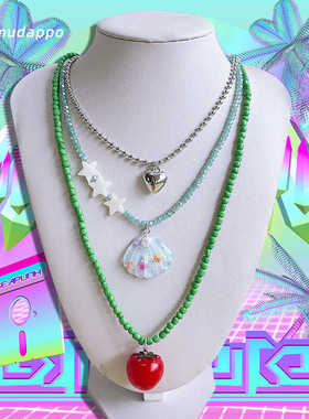 这三件套项链也太Y2K了