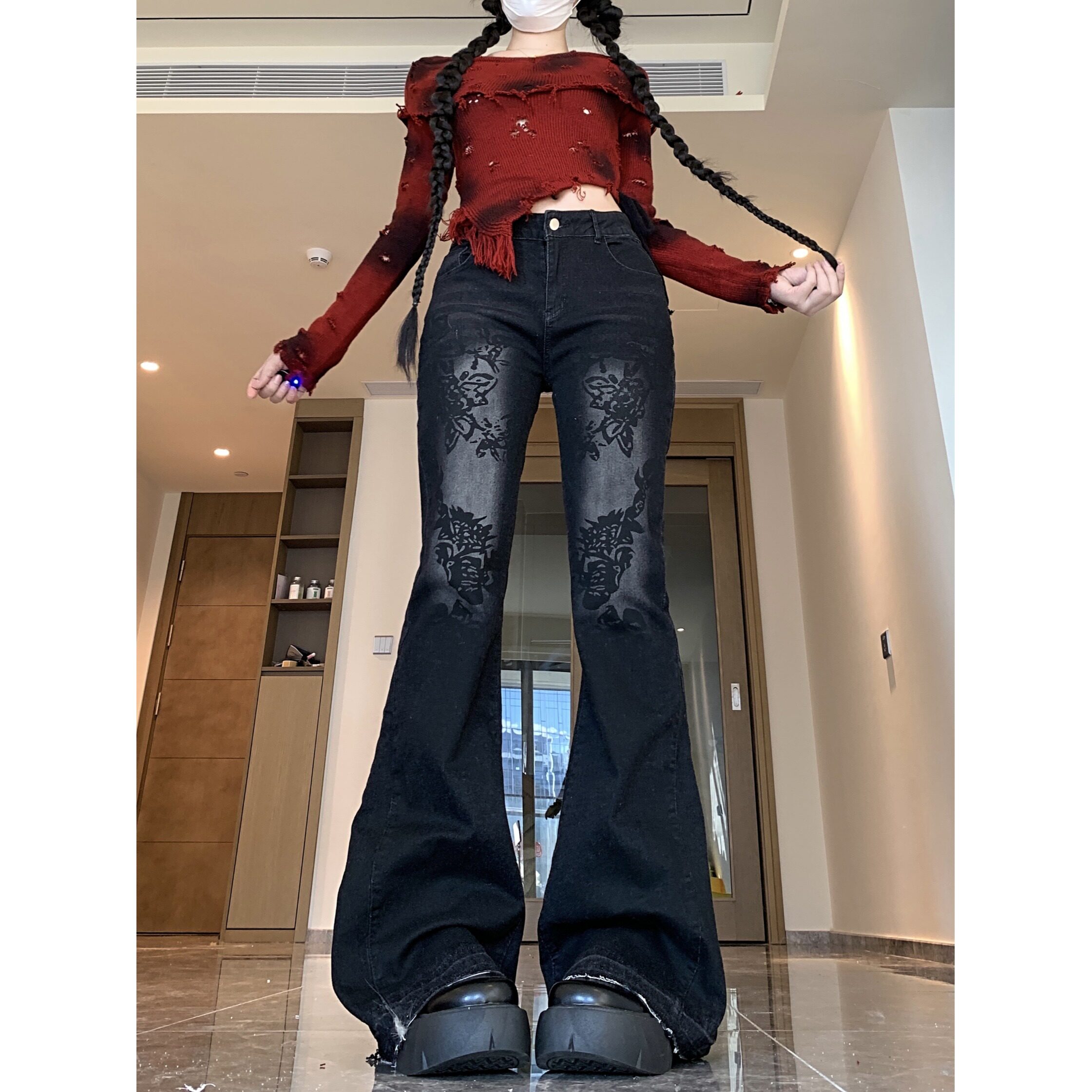 四季20254新款欧美植物印花洗水低腰显瘦喇叭牛仔裤潮图片