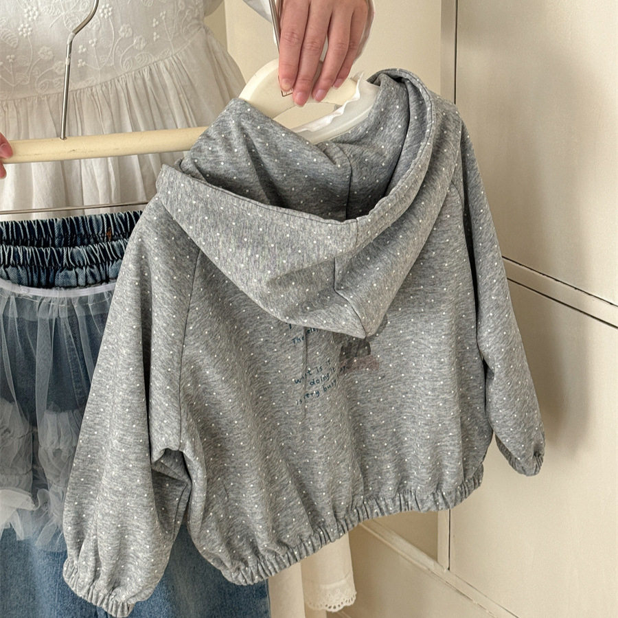 女童外套2026春季新款韩版潮范百搭洋气女童点子帽衫外套