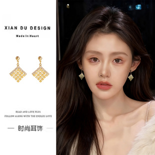 复古几何菱形亮片高级感独特金属轻奢耳环蚊香盘耳夹无耳洞耳饰