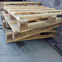 Kho kệ xe nâng với pallet gỗ bảng xẻng bảng mat bảng gỗ pallet ngã ba tấm - Kệ / Tủ trưng bày kệ trưng bày mỹ phẩm giá rẻ