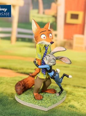 enesco疯狂动物城手办朱迪与尼克拥抱摆件七夕节车载桌面摆件礼物