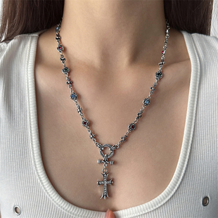 哥特风十字架彩色碎石项链女毛衣链高级感轻奢小众锁骨链亚比配饰