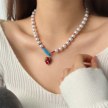 甜美草莓吊坠珍珠项链女锁骨链chocker颈链配饰高级感饰品毛衣链