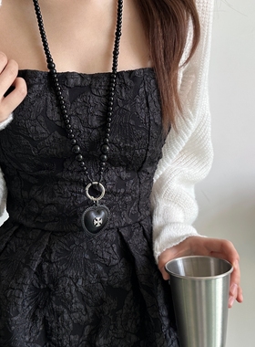 欧美暗黑风长款串珠爱心吊坠项链