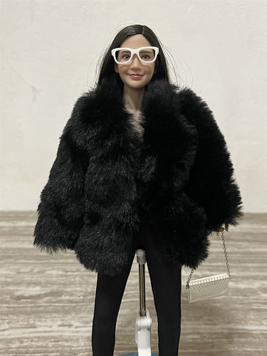 皮草1/6貂皮大衣女兵人现货