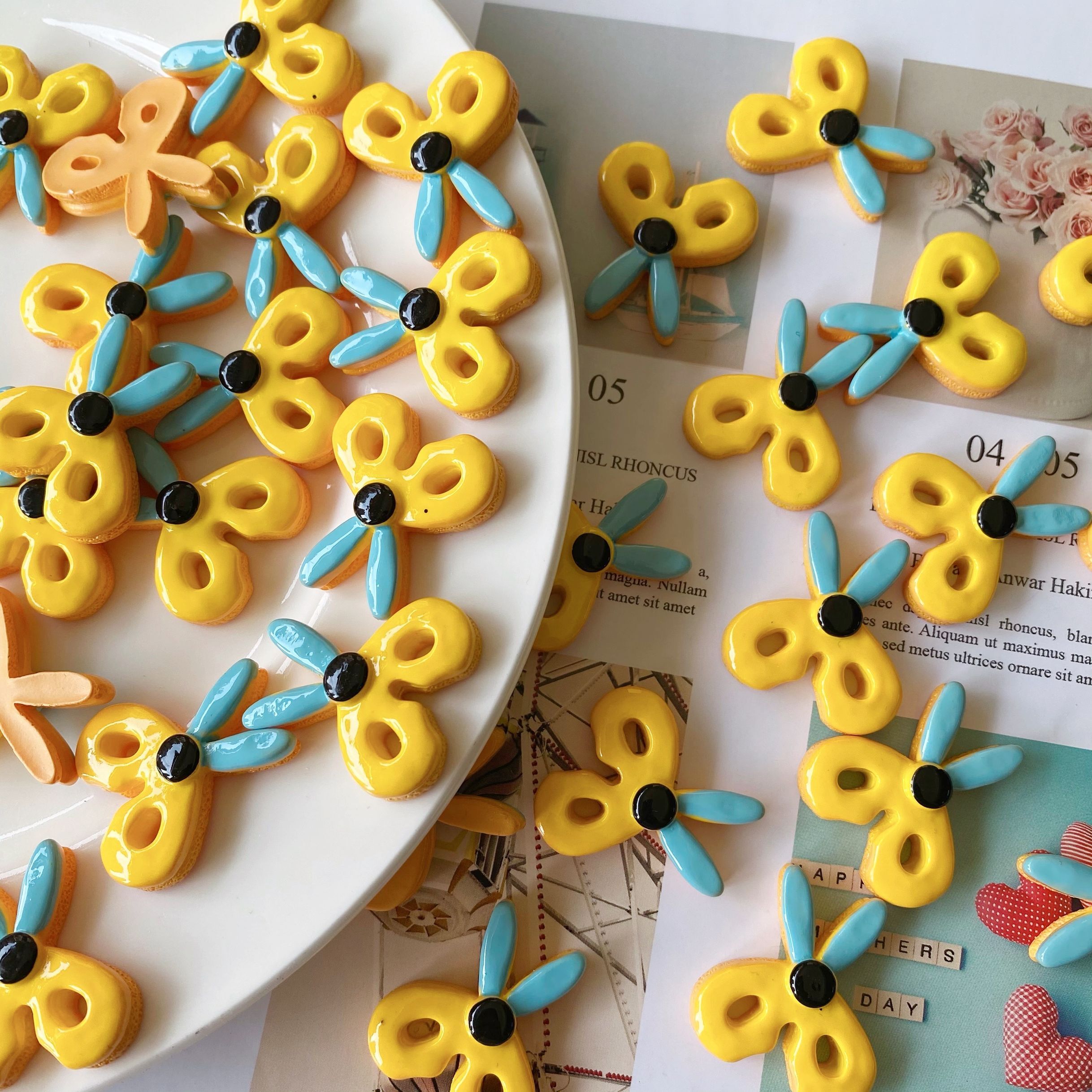 创意卡通亮面小剪刀树脂配件 手机壳奶油胶diy材料滴胶发饰配件