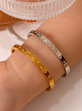 INS风欧美时尚不锈钢八芒星手环高级感微镶满天星钛钢手镯女