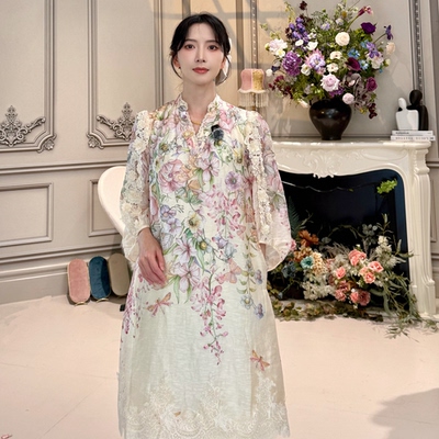 朝峰春法式田园碎花泡泡袖连衣裙