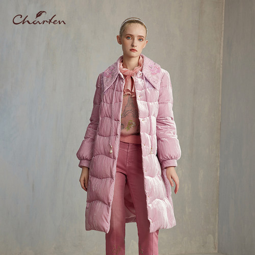 时尚百搭显瘦重工钉珠羽绒服