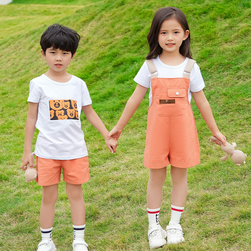 炸街亲子装2023新款潮一家三四口全家装夏装背带裤卡通洋气母女装
