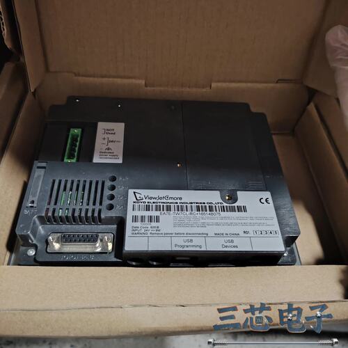 询价~光洋EA7E-TW7CL-RC+16514B075触摸屏全新