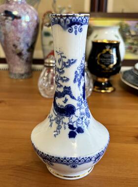 Royal Albert 皇家阿尔伯特 1925-1927年产 英国老花瓶 瓷瓶摆件