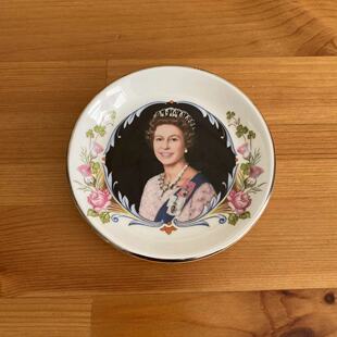 Crown Staffordshire 斯塔福德郡 1977年英国女王登基纪念收藏盘