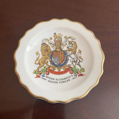 Royal Stafford 英国皇家 1977年女王银禧限量收藏碟 描金纪念盘