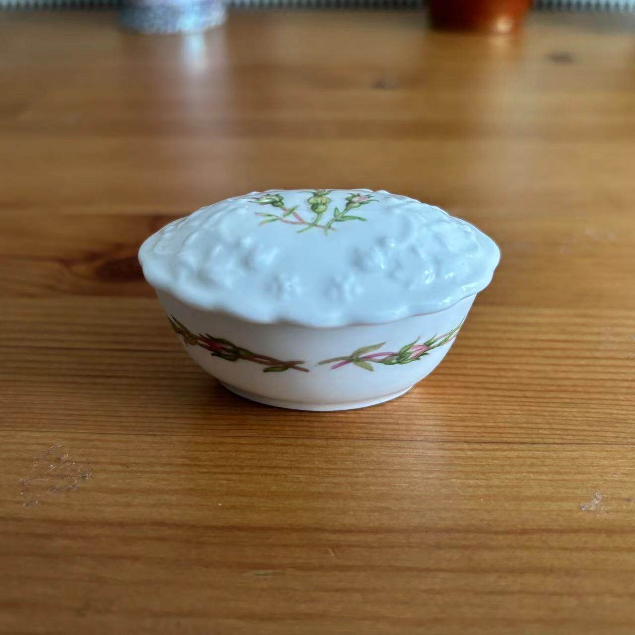 Coalport 科尔伯特 玫瑰花园系列英国骨瓷 迷你首饰盒 小瓷罐摆件