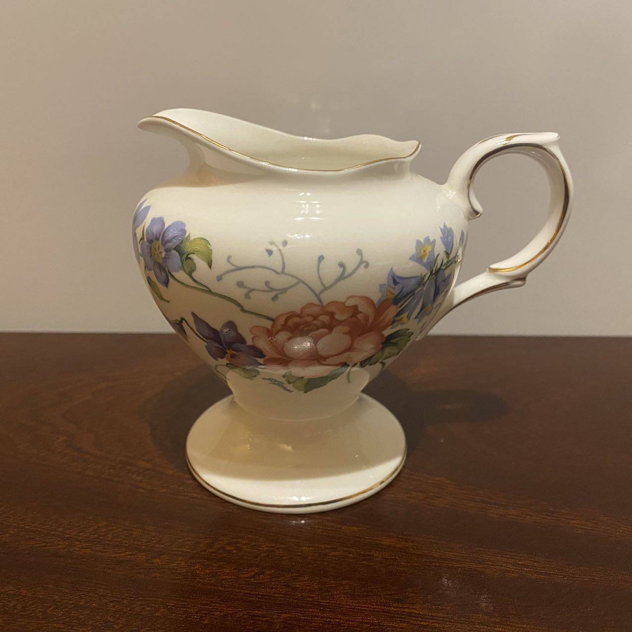 Crown Staffordshire 皇冠斯塔福德郡 英国骨瓷收藏奶壶 装饰花瓶,家居饰品,装饰摆件,淘宝优惠券,粉丝福利购,淘宝优惠卷