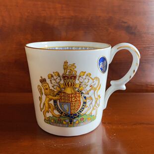 安兹丽 Aynsley 1977年英国女王银禧限量纪念杯 25周年收藏马克杯