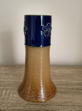 Royal Doulton 皇家道尔顿 1922年产 Lambeth 兰贝斯陶瓷手工花瓶