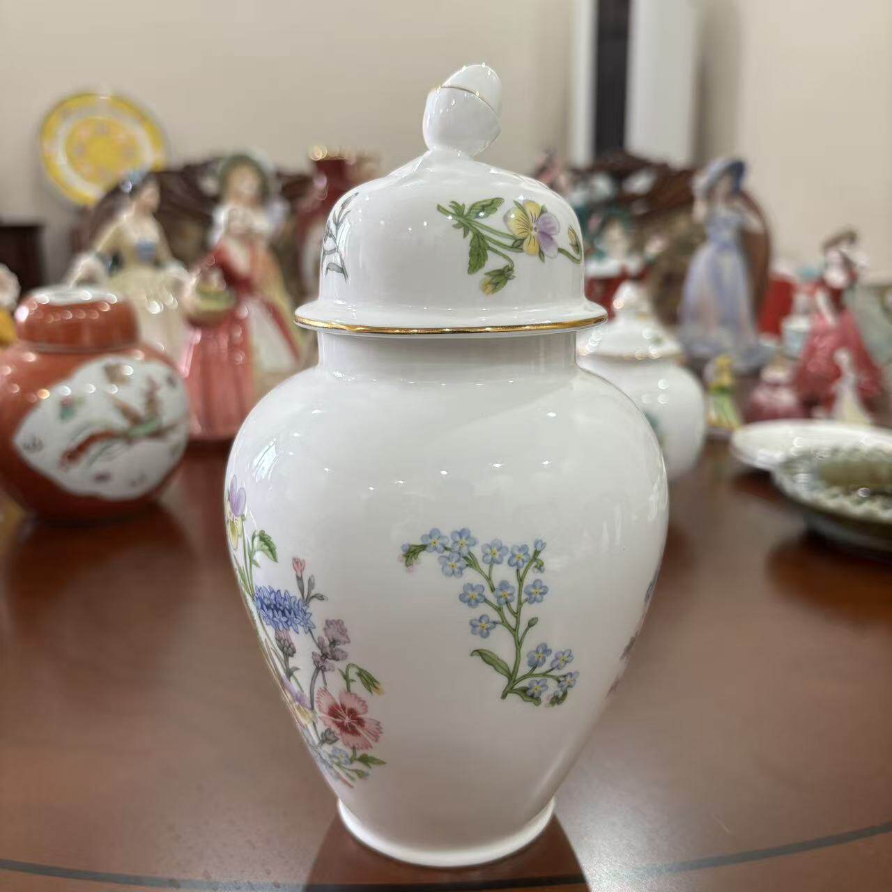 AYNSLEY 安兹丽 都铎王朝野花装饰瓷器 瓷瓶 英国骨瓷咖啡罐 茶罐